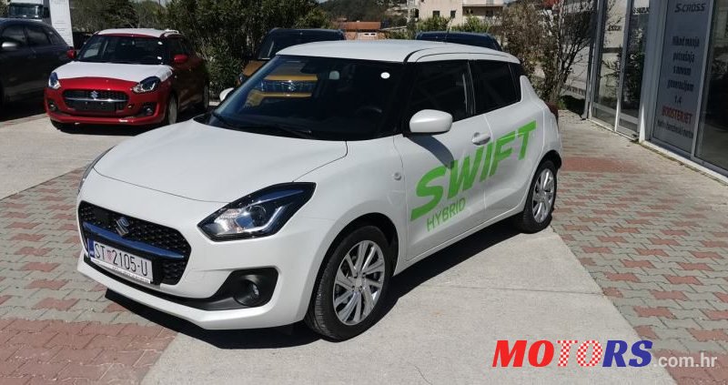 2020' Suzuki Swift 1,2 photo #2