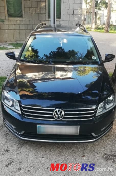 2012' Volkswagen Passat Variant photo #5