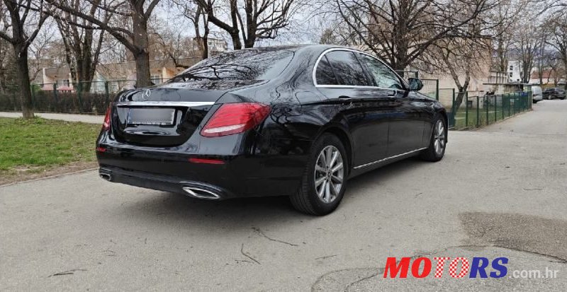 2019' Mercedes-Benz E-Klasa 220 D photo #5