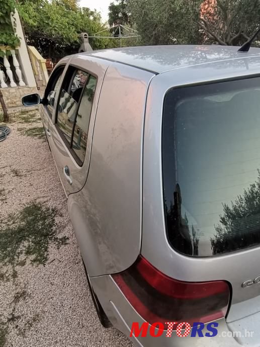 2001' Volkswagen Golf 4 1,9 Tdi photo #5
