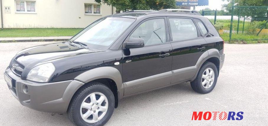 2006' Hyundai Tucson 2,0 Crdi Gls photo #2
