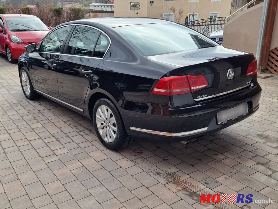 2011' Volkswagen Passat 2,0 Tdi Bmt photo #5