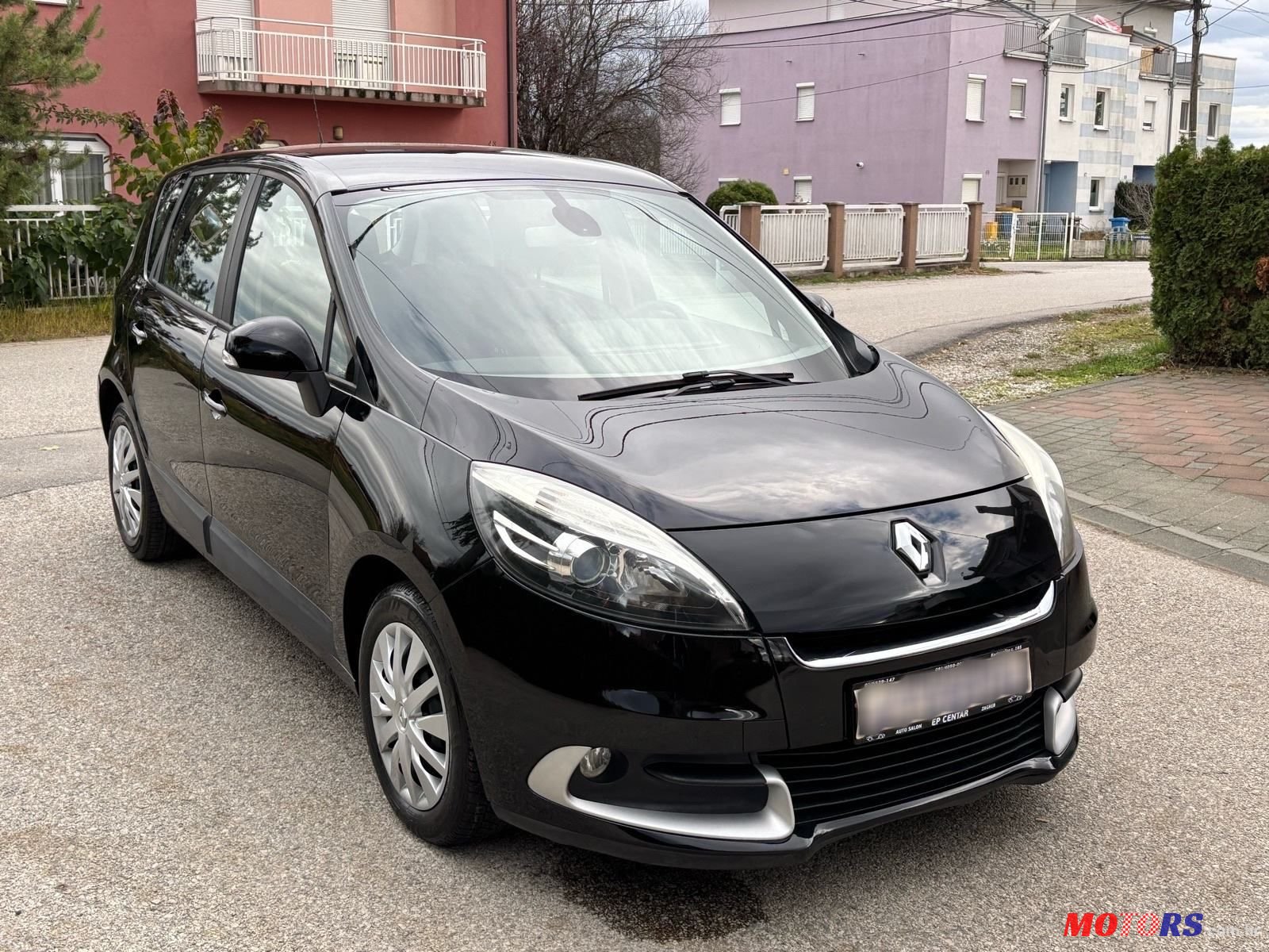 2013' Renault Scenic 1,5 Dci photo #1
