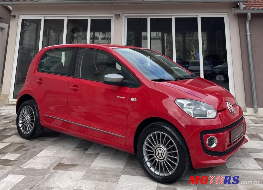 2013' Volkswagen Up! 1,0 Up! photo #4