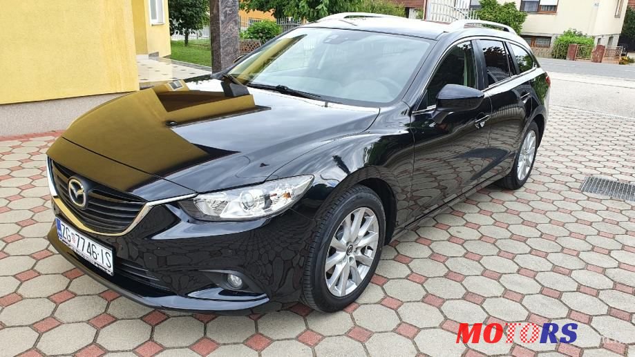 2015' Mazda 6 Sport Combi photo #2