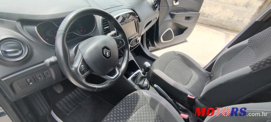 2017' Renault Captur Tce 120 photo #6