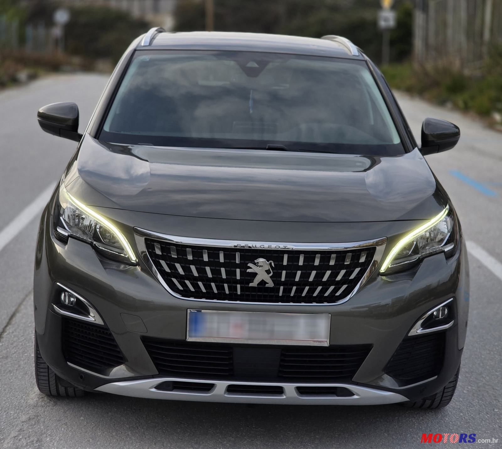 2018' Peugeot 3008 1,6 Bluehdi photo #2
