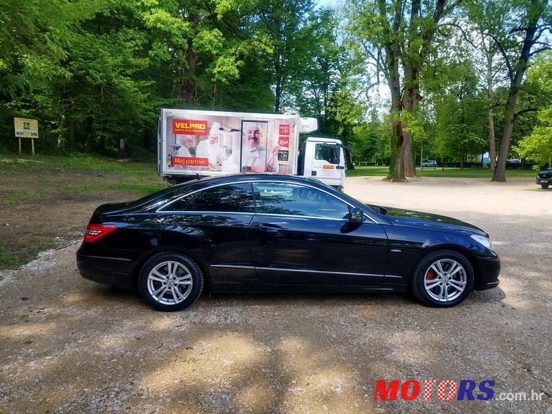 2011' Mercedes-Benz E-Klasa 250 Cdi photo #5