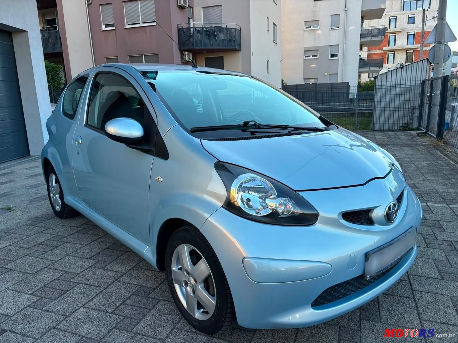 2005' Toyota Aygo 1,0 Vvt-I photo #1