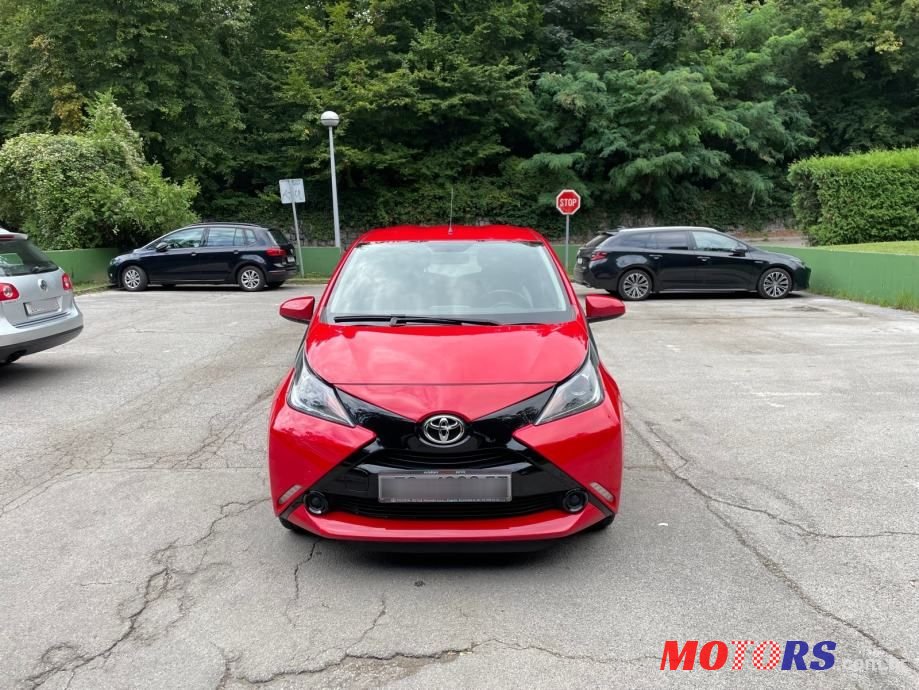 2016' Toyota Aygo 1,0 Vvt-I photo #2