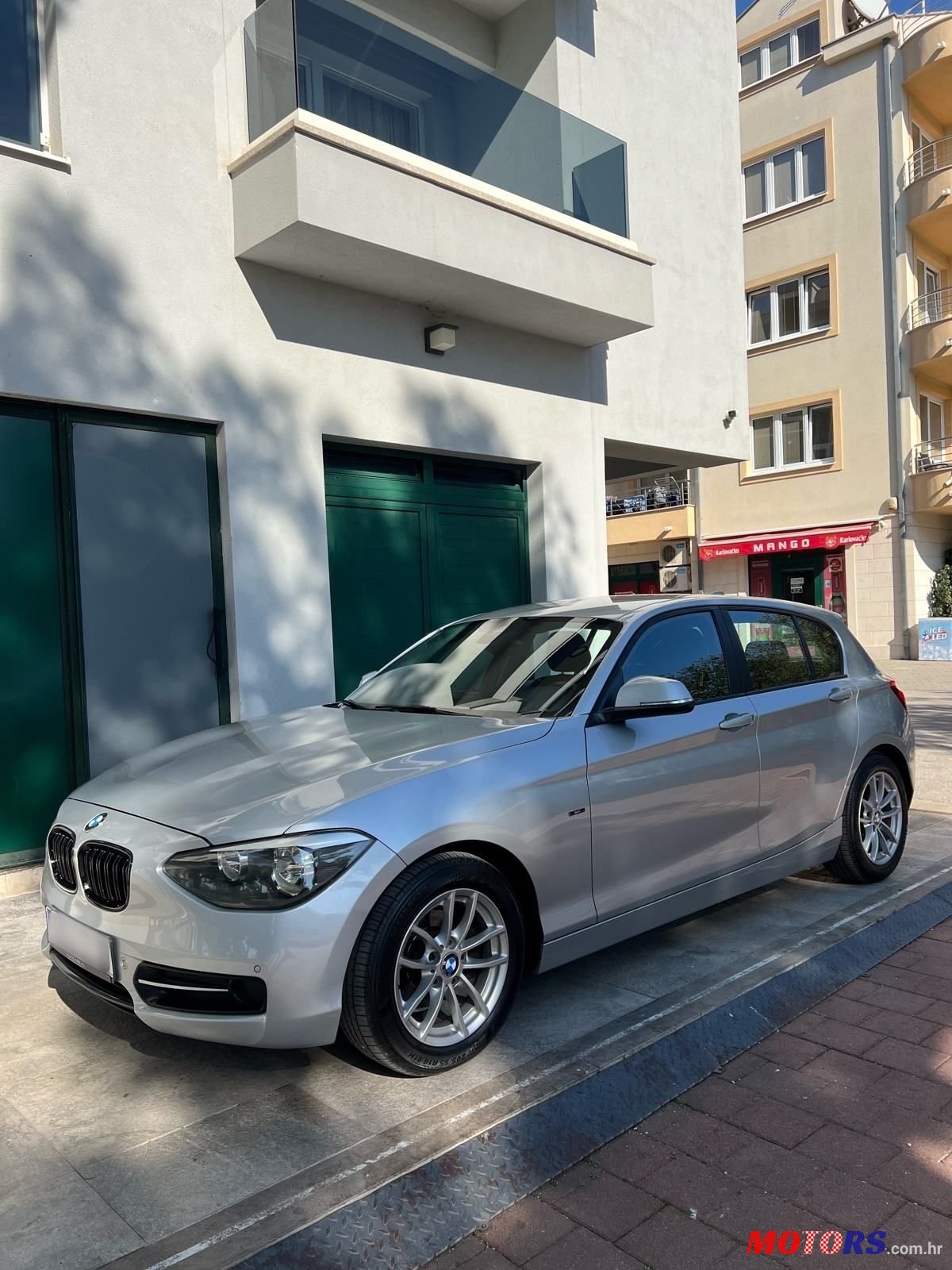 2012' BMW Serija 1 116D Sport photo #2