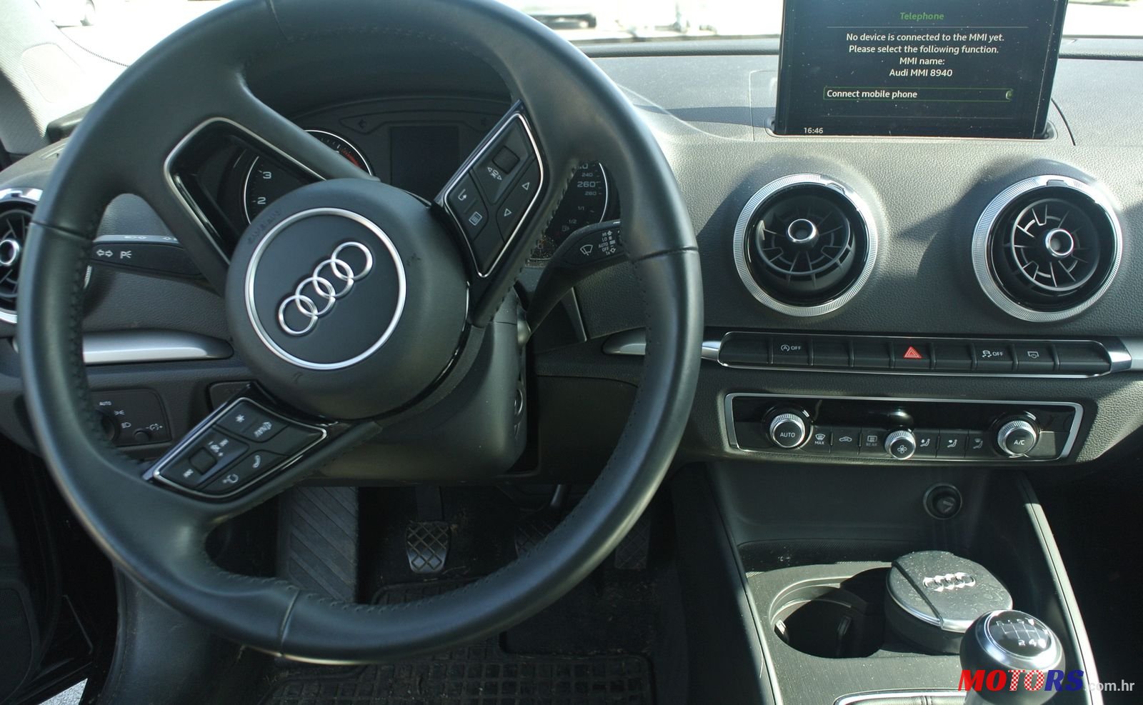 2018' Audi A3 photo #2