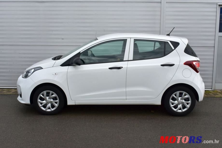 2017' Hyundai i10 1,0 photo #2