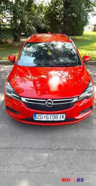 2018' Opel Astra Karavan photo #3