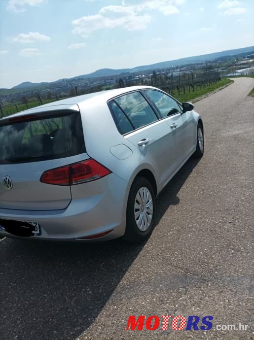 2016' Volkswagen Golf 7 1,6 Tdi photo #2