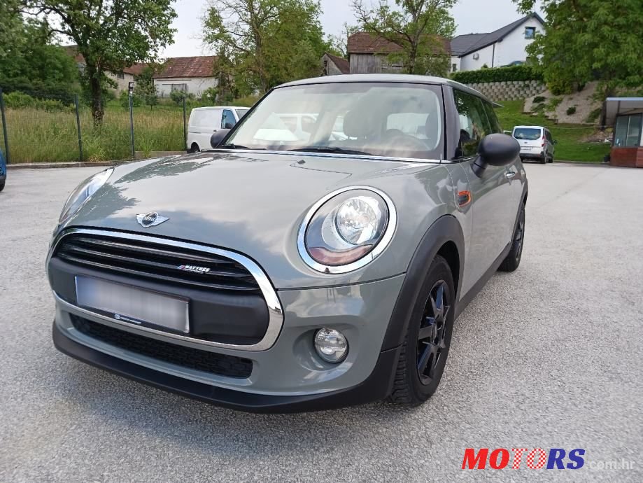 2015' MINI One D photo #1