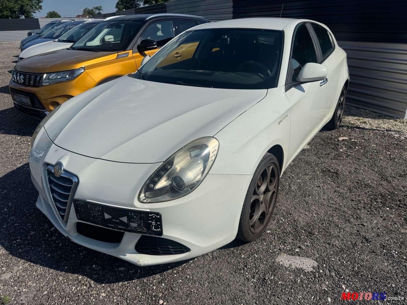 2010' Alfa Romeo Giulietta 2,0 photo #4