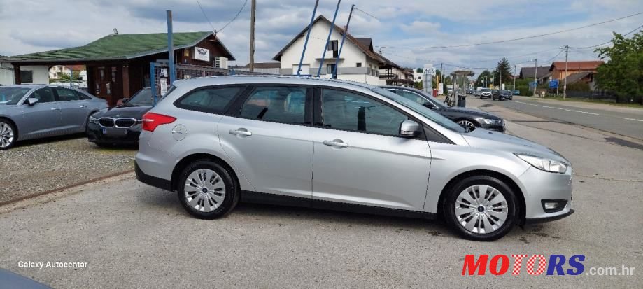 2015' Ford Focus Karavan photo #3