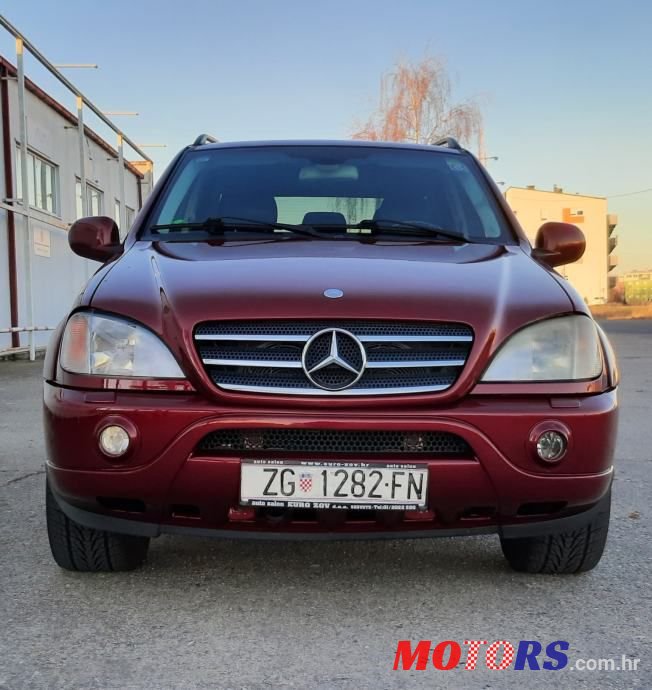 2001' Mercedes-Benz Ml 430 Sport photo #3