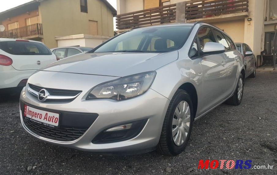 2015' Opel Astra Karavan photo #1