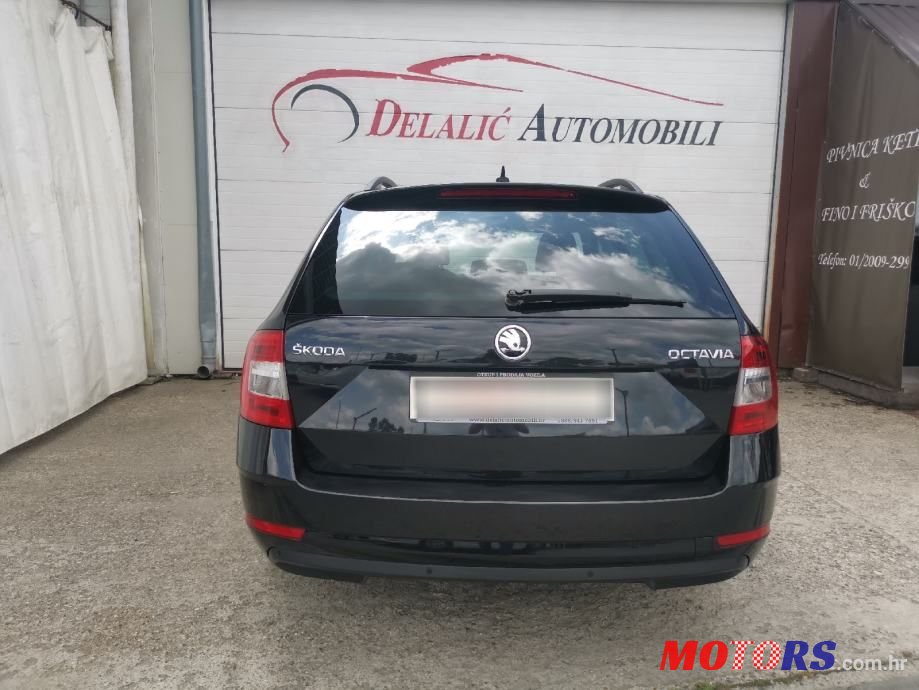 2018' Skoda Octavia Combi photo #6