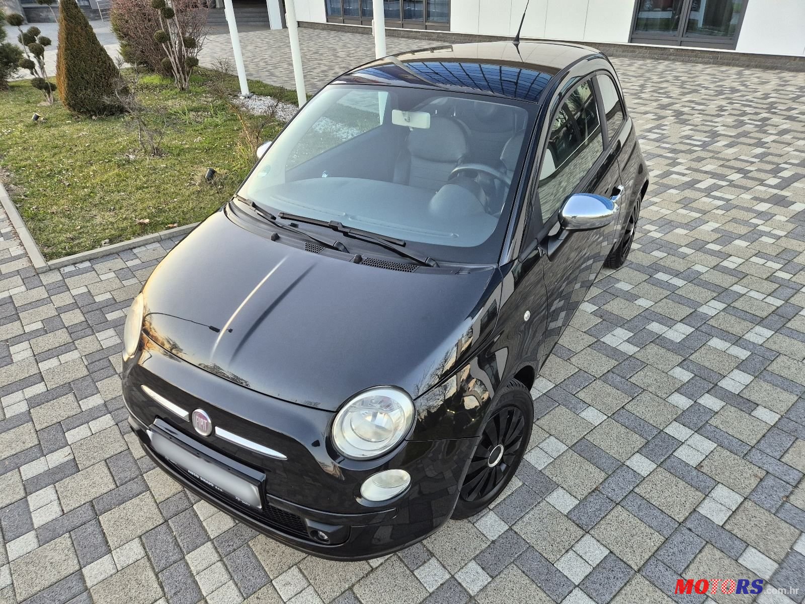 2010' Fiat 500 Sport photo #1