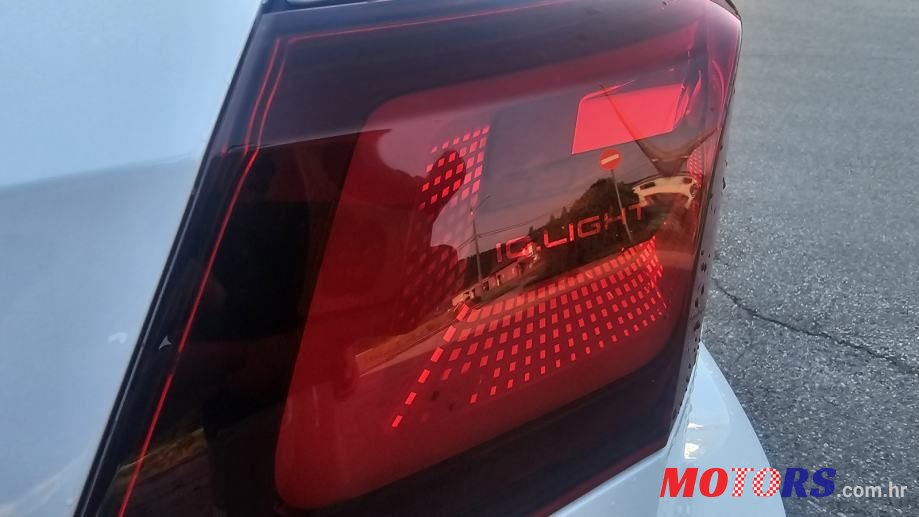 2022' Volkswagen Golf VIII photo #2