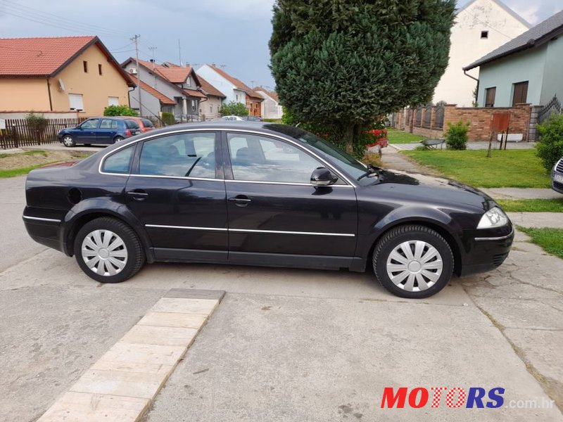 2002' Volkswagen Passat 1,9 Tdi photo #4