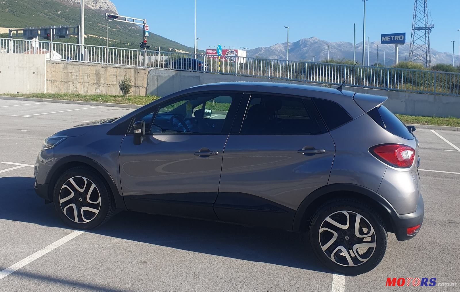 2016' Renault Captur Tce 90 photo #5