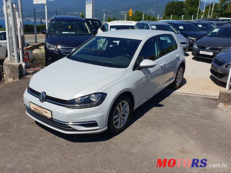 2017' Volkswagen Golf VII 1,6 Tdi Bmt photo #1