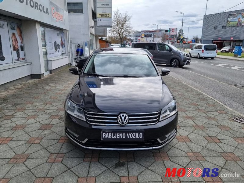 2012' Volkswagen Passat 1,6 Tdi Bmt photo #2