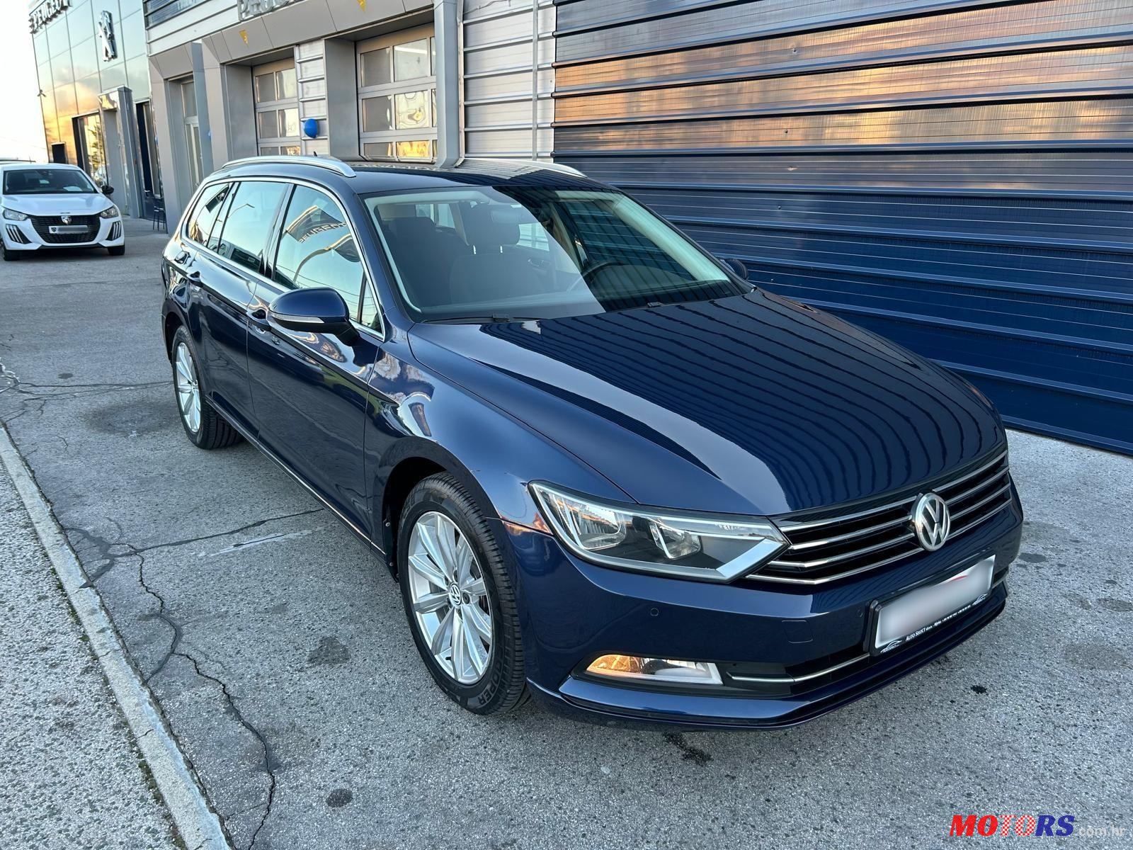 2015' Volkswagen Passat Variant photo #2