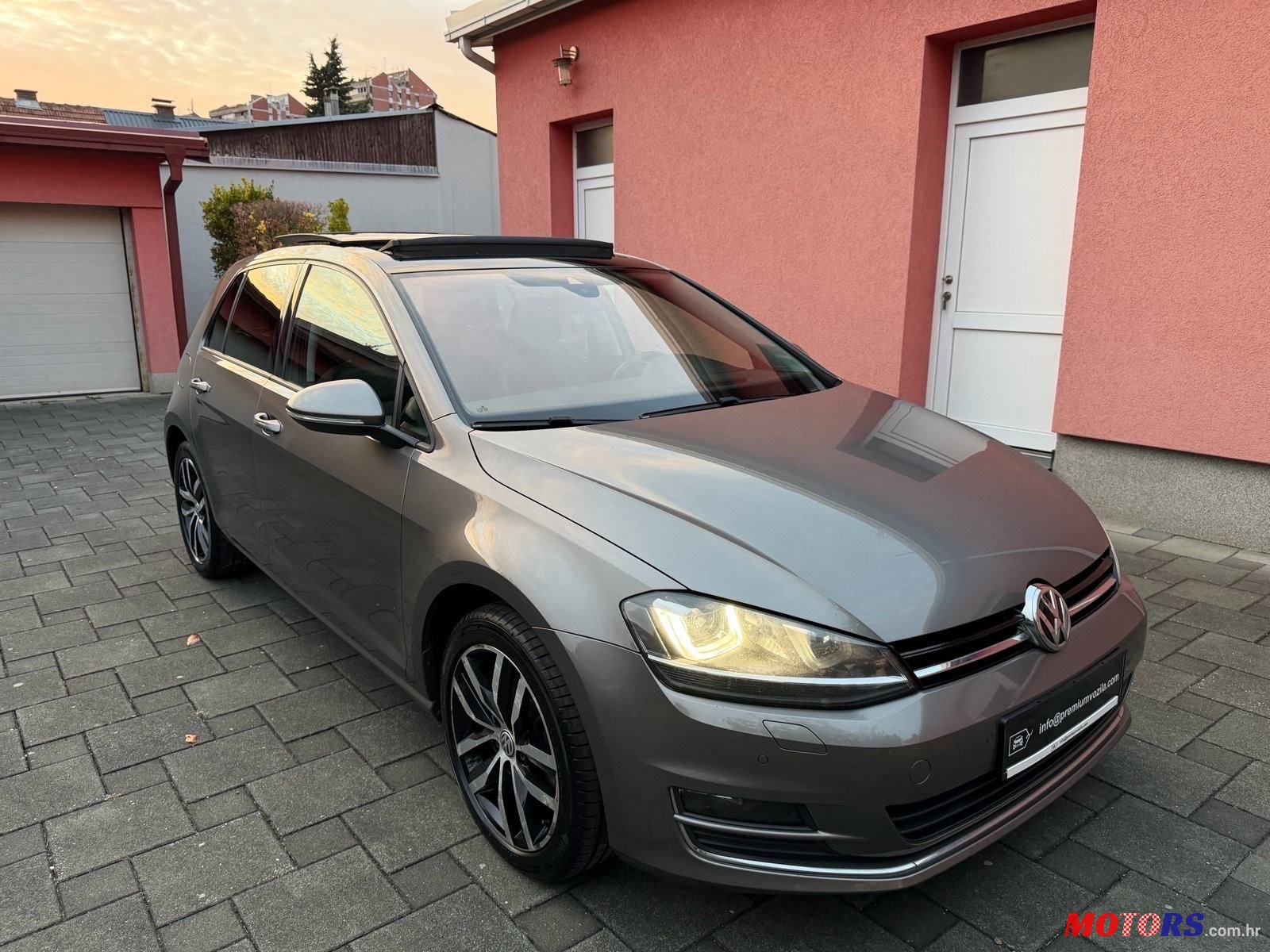 2016' Volkswagen Golf VII 2,0 Tdi Bmt photo #1