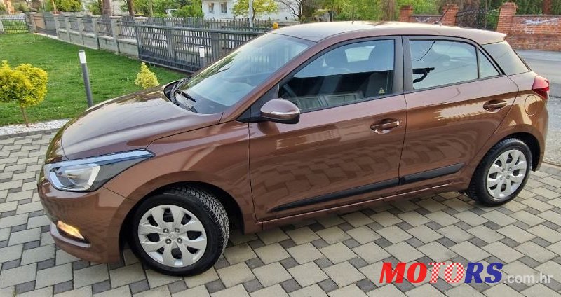 2016' Hyundai i20 1,25 photo #4