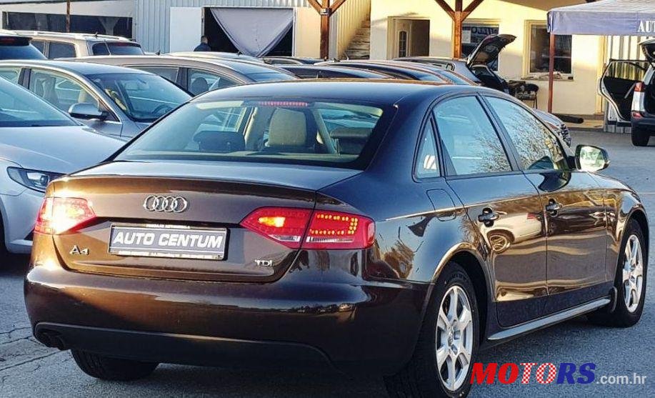 2011' Audi A4 photo #1