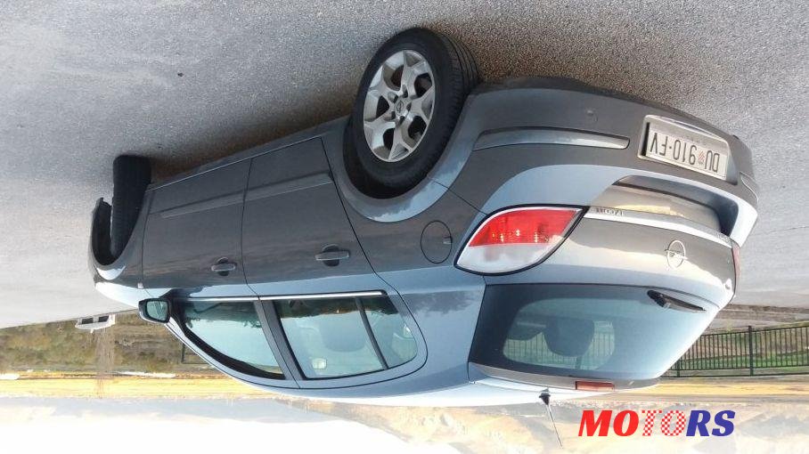 2005' Opel Astra 1,7 Cdti Sport photo #2