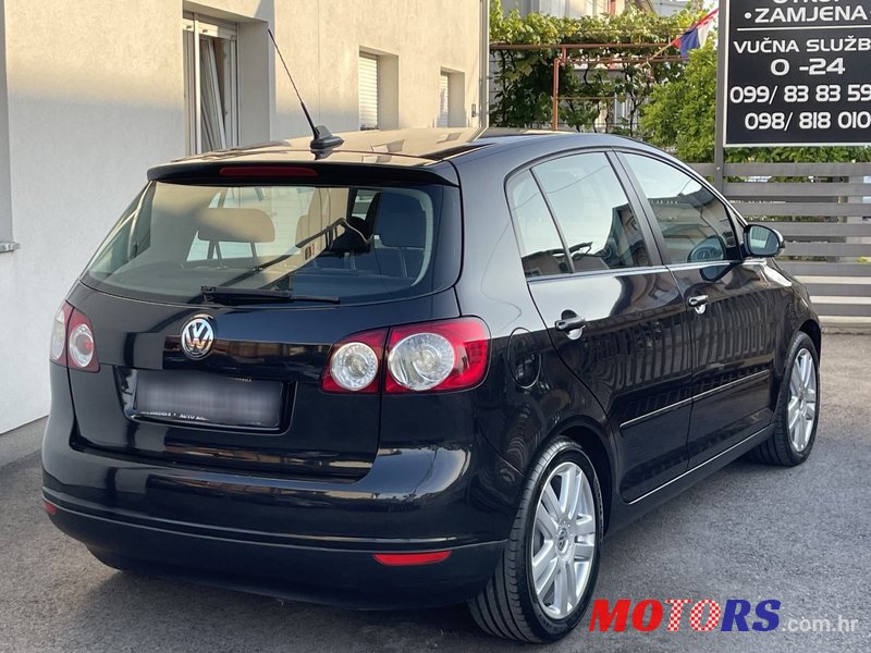 2008' Volkswagen Golf Plus 2,0 Tdi photo #4