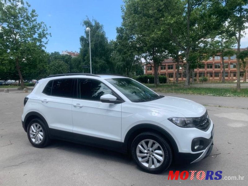 2020' Volkswagen T-Cross 1,6 Tdi photo #2