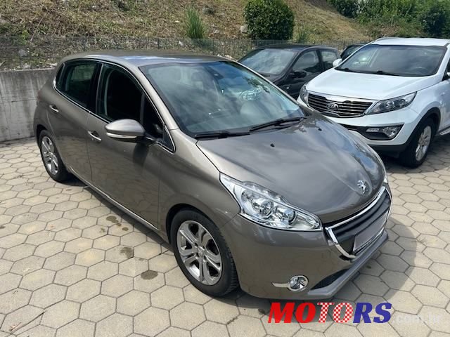 2015' Peugeot 208 1,6 E-Hdi photo #2