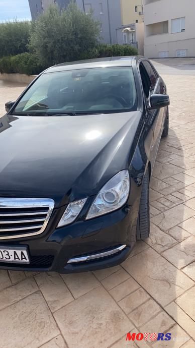 2011' Mercedes-Benz E-Klasa 220 Cdi photo #1