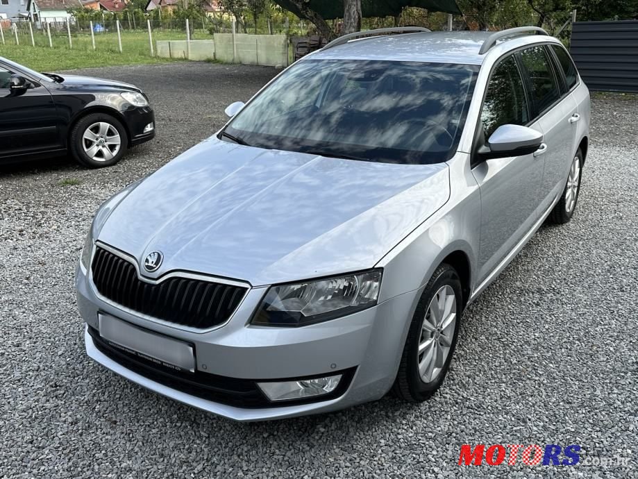 2014' Skoda Octavia Combi photo #3