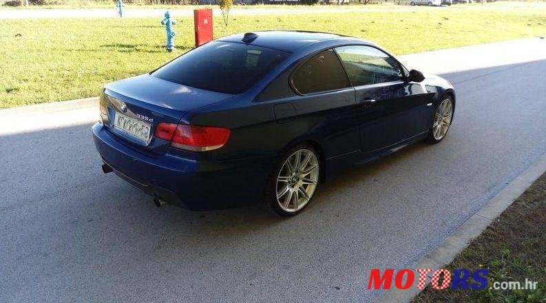 2008' BMW 3 Series 335Cd photo #4