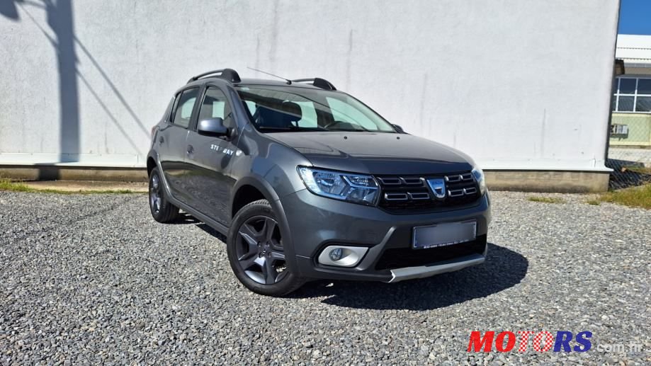 2017' Dacia Sandero photo #2