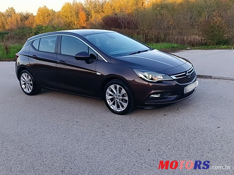 2017' Opel Astra 1.6 Cdti photo #4