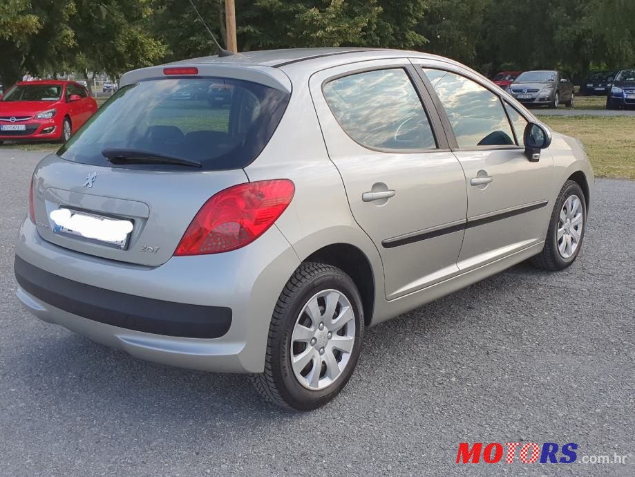 2008' Peugeot 207 1,4 photo #6