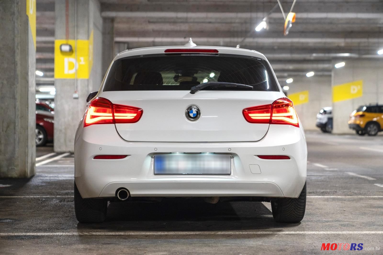 2016' BMW Serija 1 116D photo #4