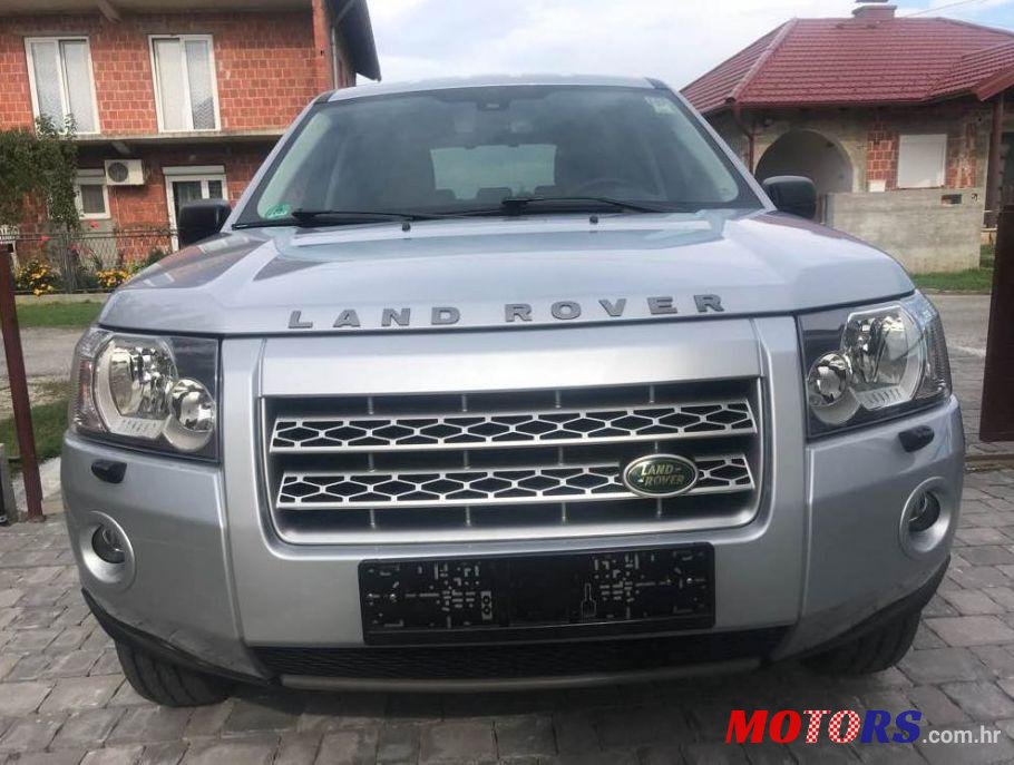 2010' Land Rover Freelander photo #2
