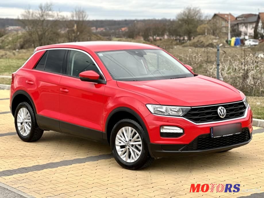 2019' Volkswagen T-Roc 1,0 Tsi photo #1