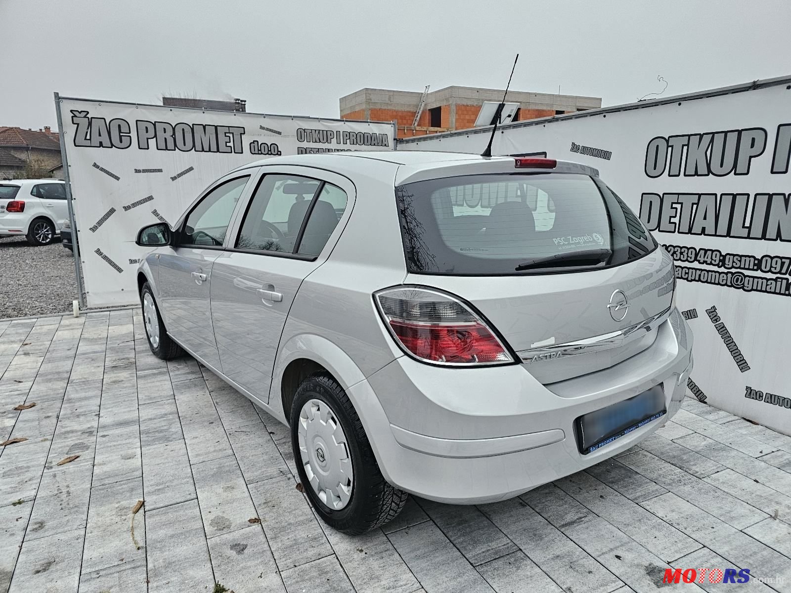 2011' Opel Astra 1,4 16V photo #2