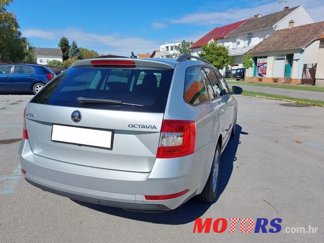 2017' Skoda Octavia Combi photo #6